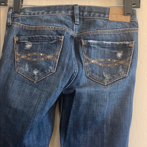 Abercrombie Kids Fun Destroyed Jeans - Picture 4 of 4